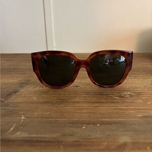 Gucci Women's GG0142SA Havana square sunglasses tortoise